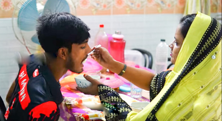 মন্তব্য কখনও গন্তব্য ঠেকাতে না পারলেও ঠেকিয়ে দিল শিক্ষিকার বেঁচে থাকার স্বপ্ন!